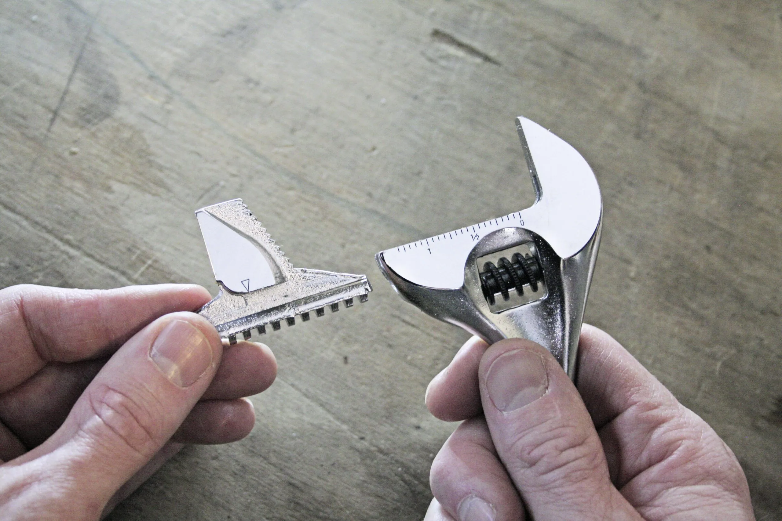 Facom 101.15GR Adjustable Spanner Wrench With Reversible Jaw 15" (380mm) - Image 2